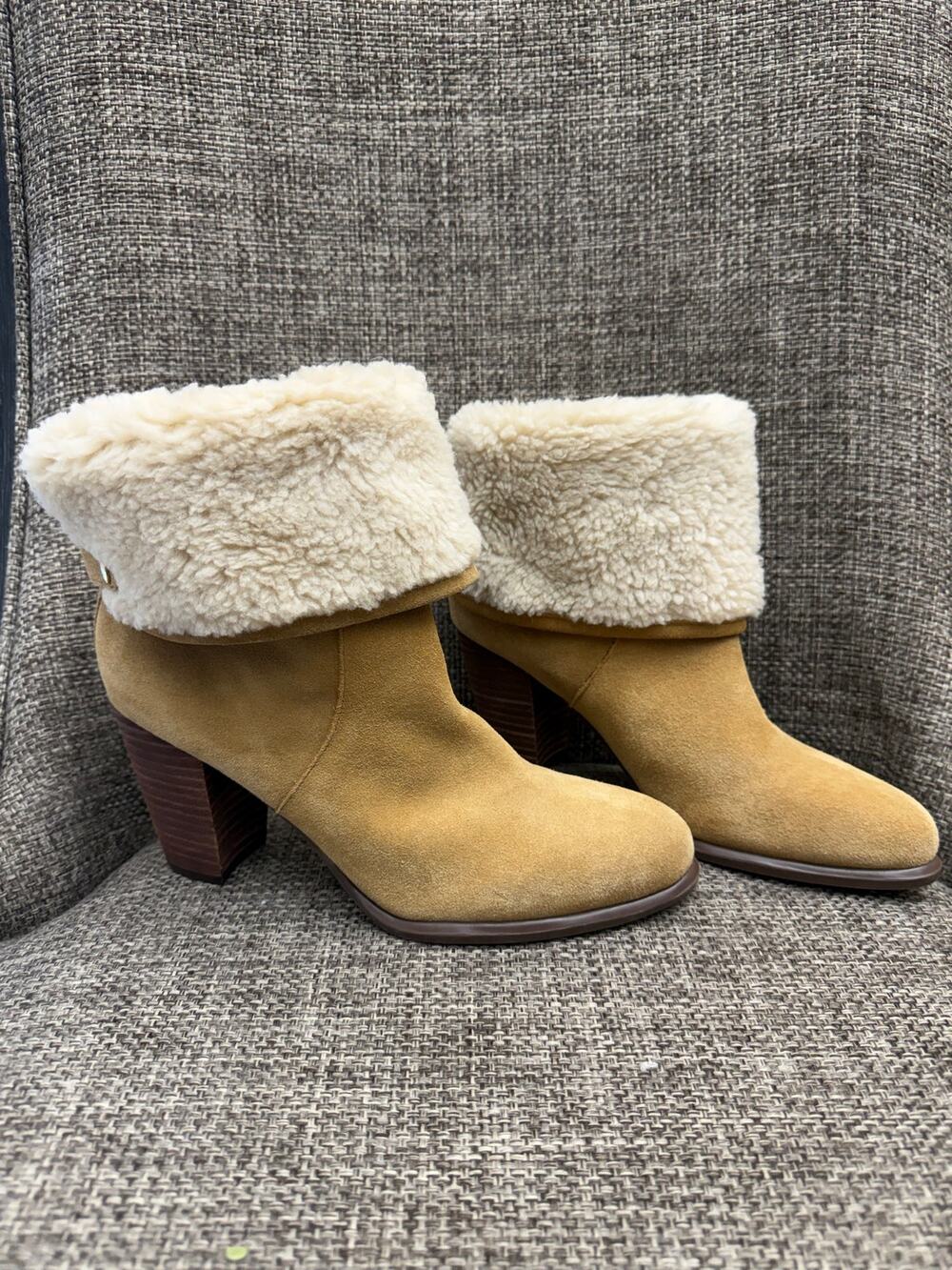 Tommy Hilfiger Katelynn Tan Suede Faux Fur Cuff Heel Booties Ankle Boots 8.5M